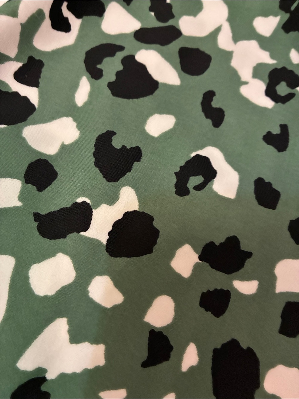 🎉 4/$25 NWT Kona Sol Green Leopard Print Racerback Camisole - Picture 3 of 4